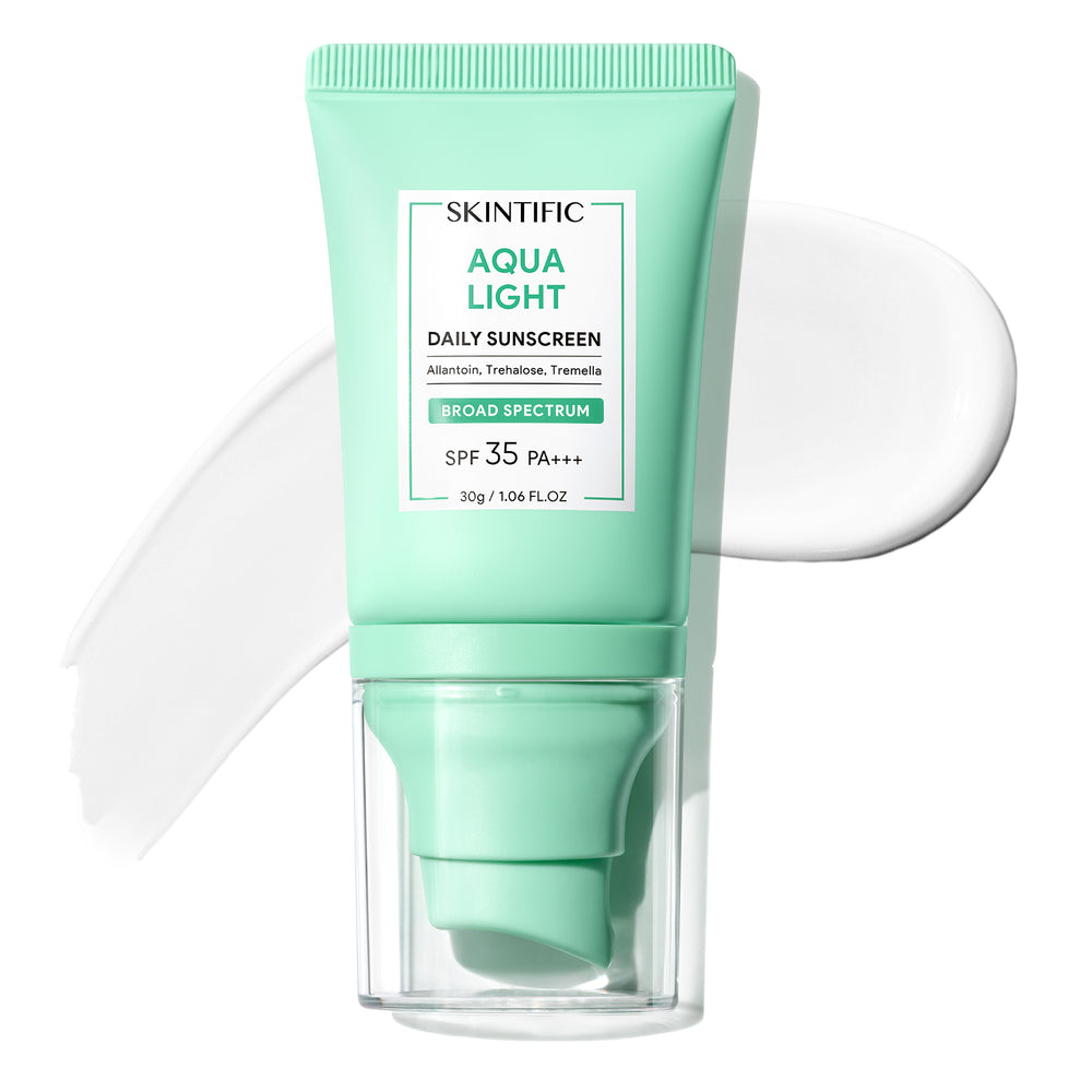 Aqua Light Daily Sunscreen SPF 35 PA+++ Lightweight Water-Burst Sunscreen
